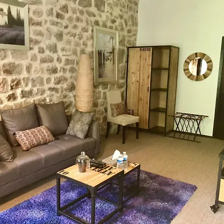 Le Moulinage Chabriol Maison d'hôtes *